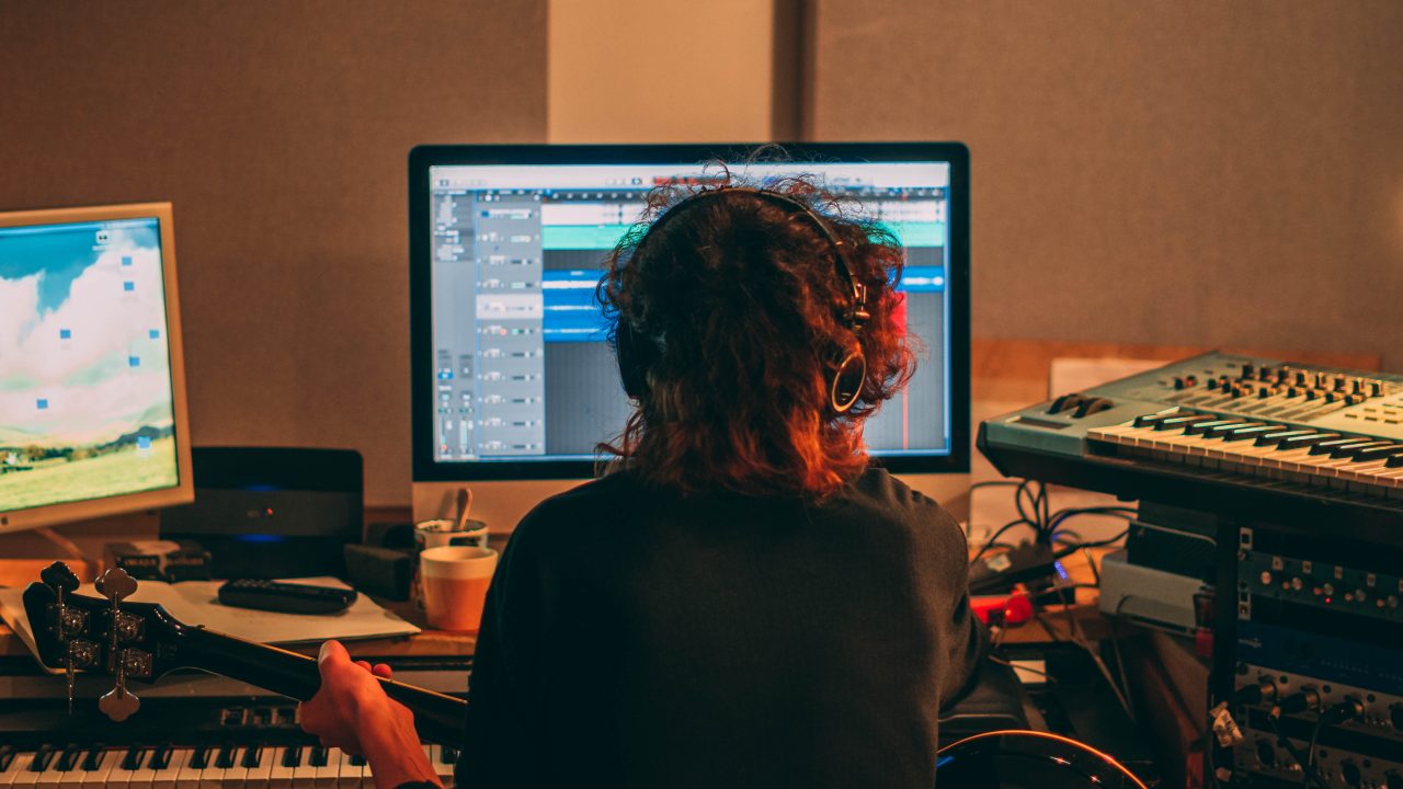 5 Reasons to invest in music production software